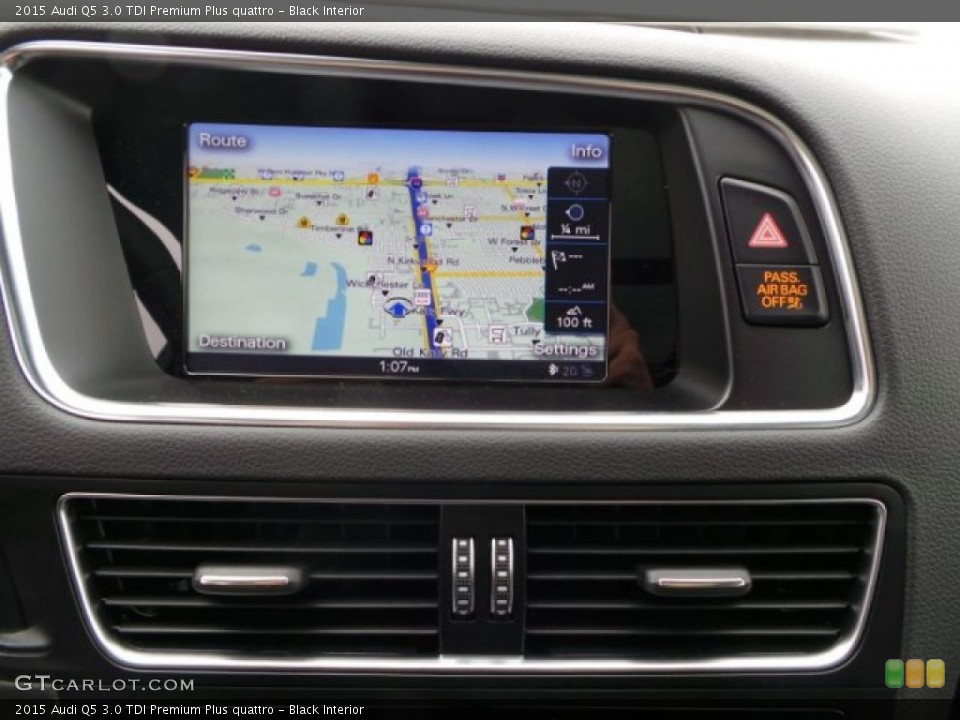 Black Interior Navigation for the 2015 Audi Q5 3.0 TDI Premium Plus quattro #99337990