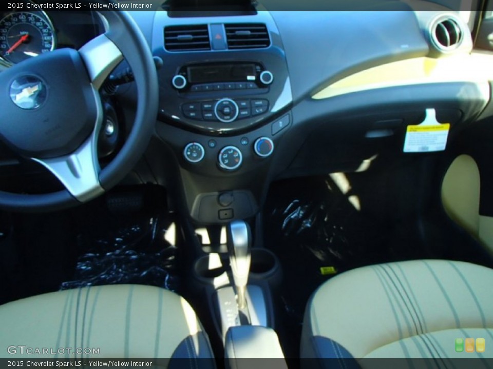 Yellow/Yellow Interior Dashboard for the 2015 Chevrolet Spark LS #99373060