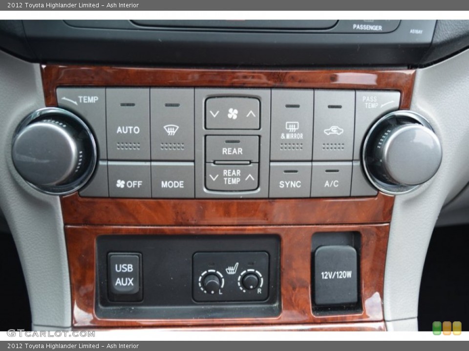 Ash Interior Controls for the 2012 Toyota Highlander Limited #99374239