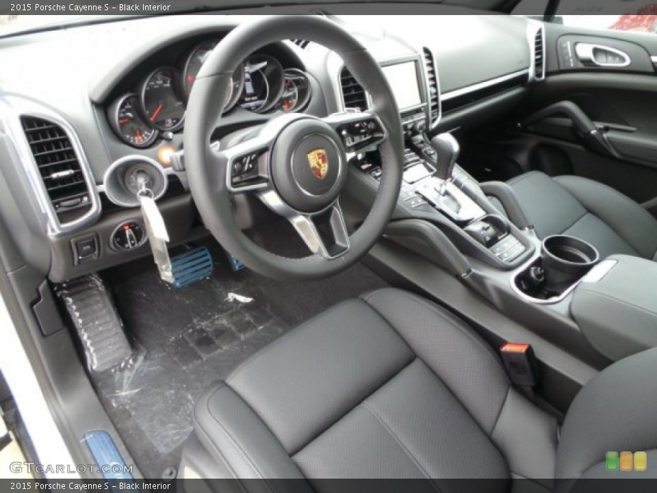 Black 2015 Porsche Cayenne Interiors