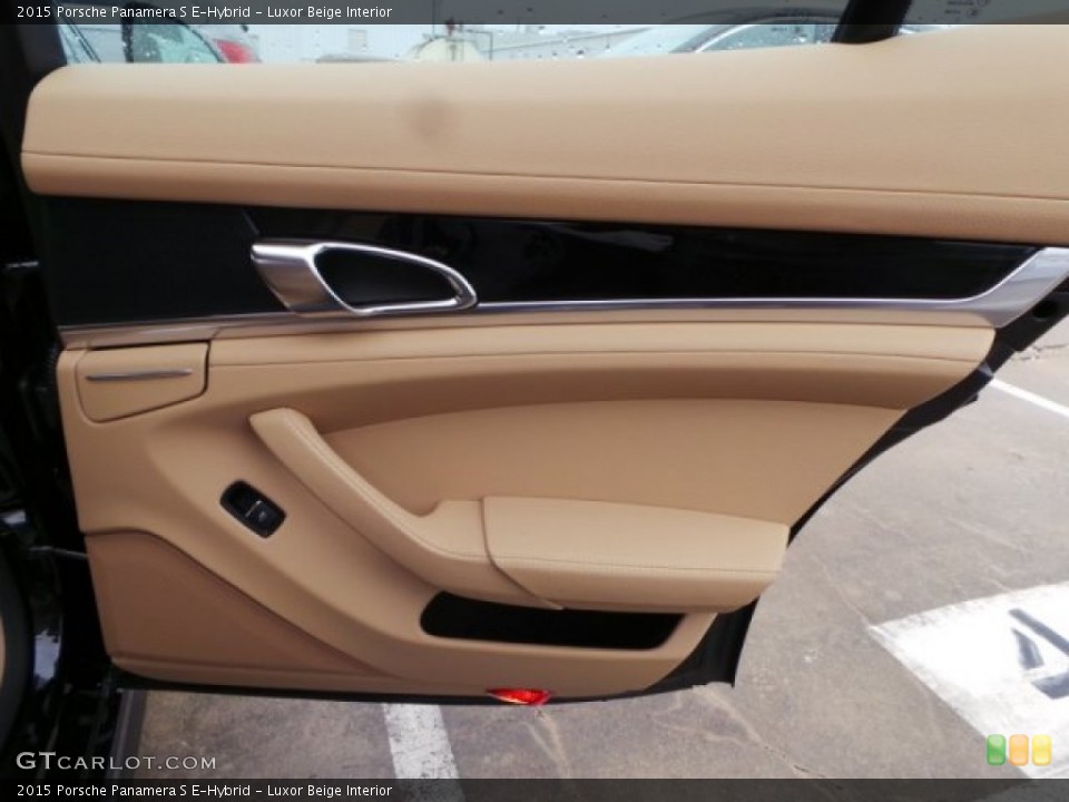 Luxor Beige Interior Door Panel for the 2015 Porsche Panamera S E-Hybrid #99448535