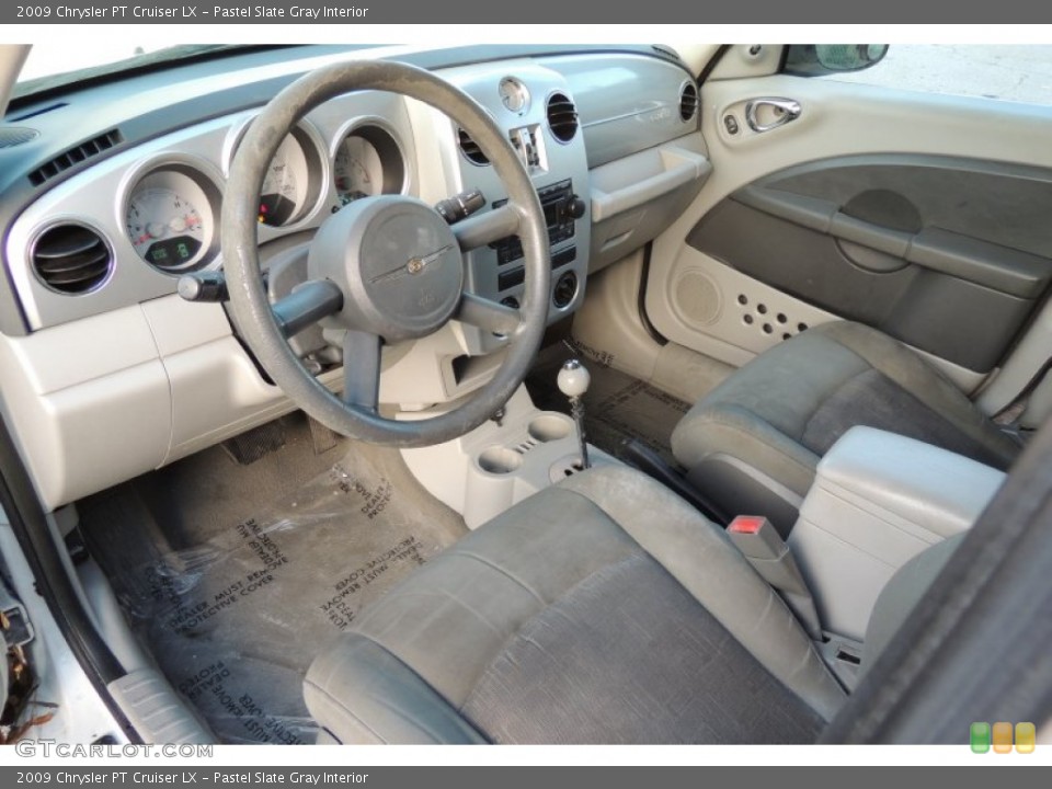 Pastel Slate Gray Interior Photo for the 2009 Chrysler PT Cruiser LX #99459790