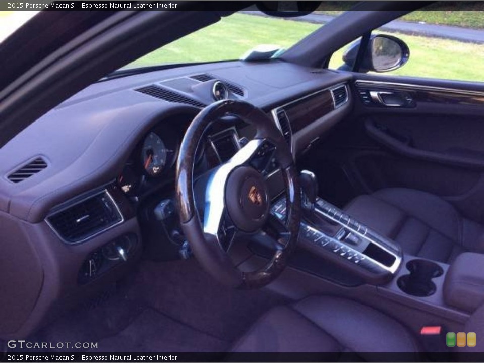 Espresso Natural Leather Interior Photo for the 2015 Porsche Macan S #99490810