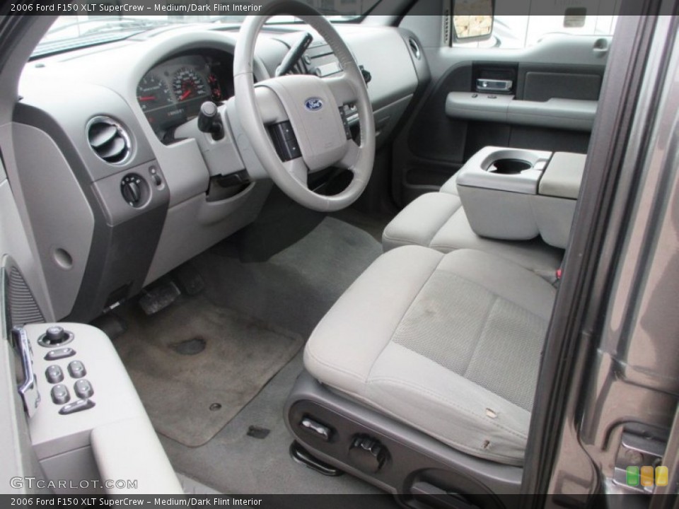 Medium/Dark Flint Interior Photo for the 2006 Ford F150 XLT SuperCrew #99512455