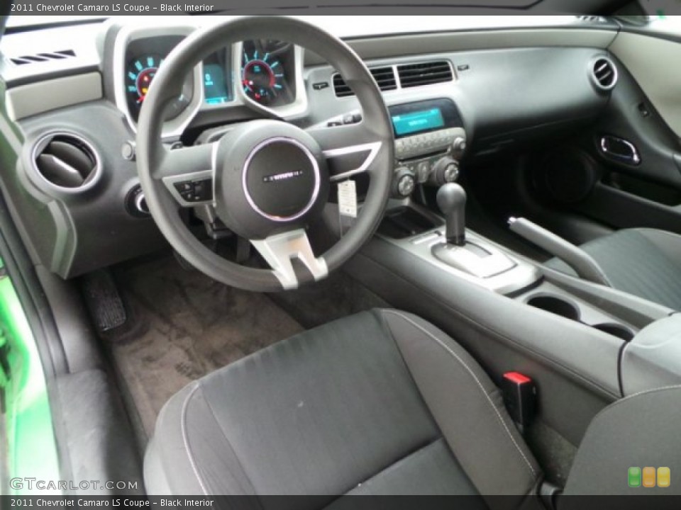 Black Interior Photo for the 2011 Chevrolet Camaro LS Coupe #99561448