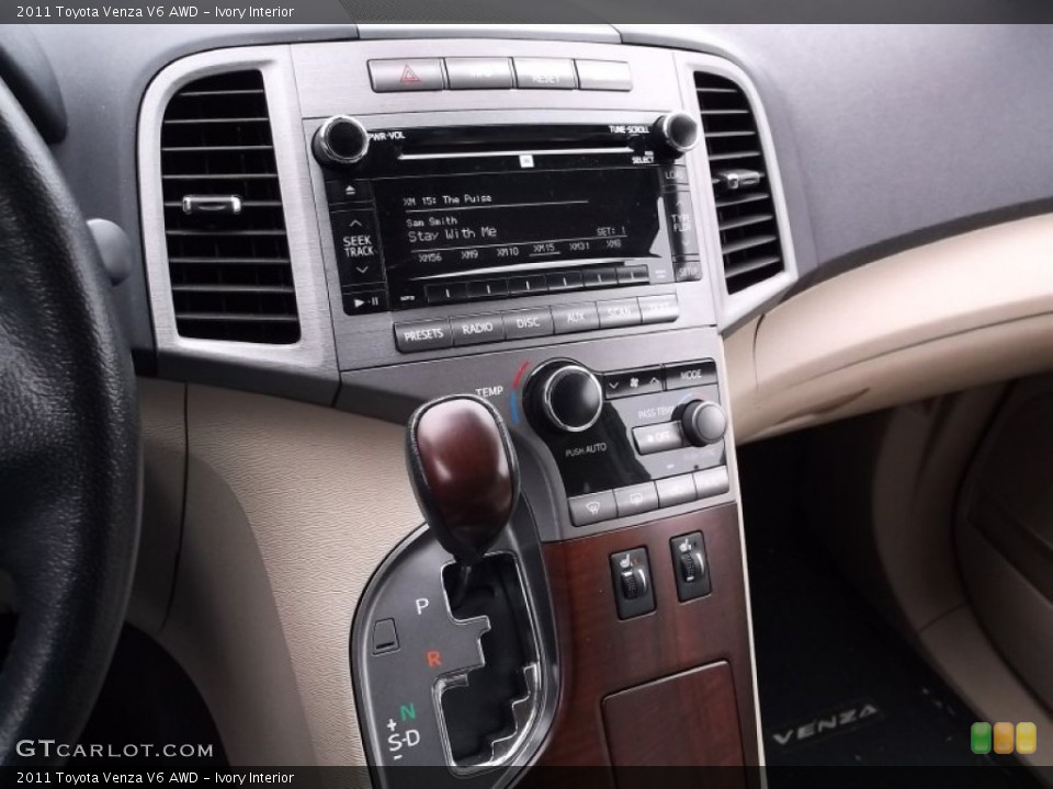 Ivory Interior Controls for the 2011 Toyota Venza V6 AWD #99588412