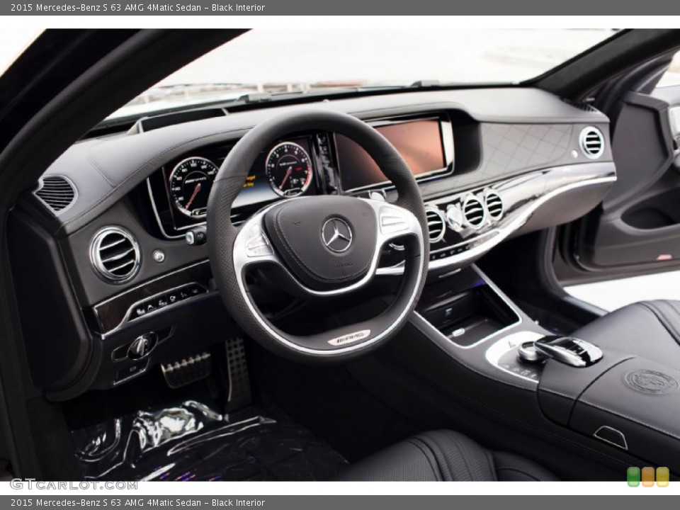 Black Interior Dashboard for the 2015 Mercedes-Benz S 63 AMG 4Matic Sedan #99602070