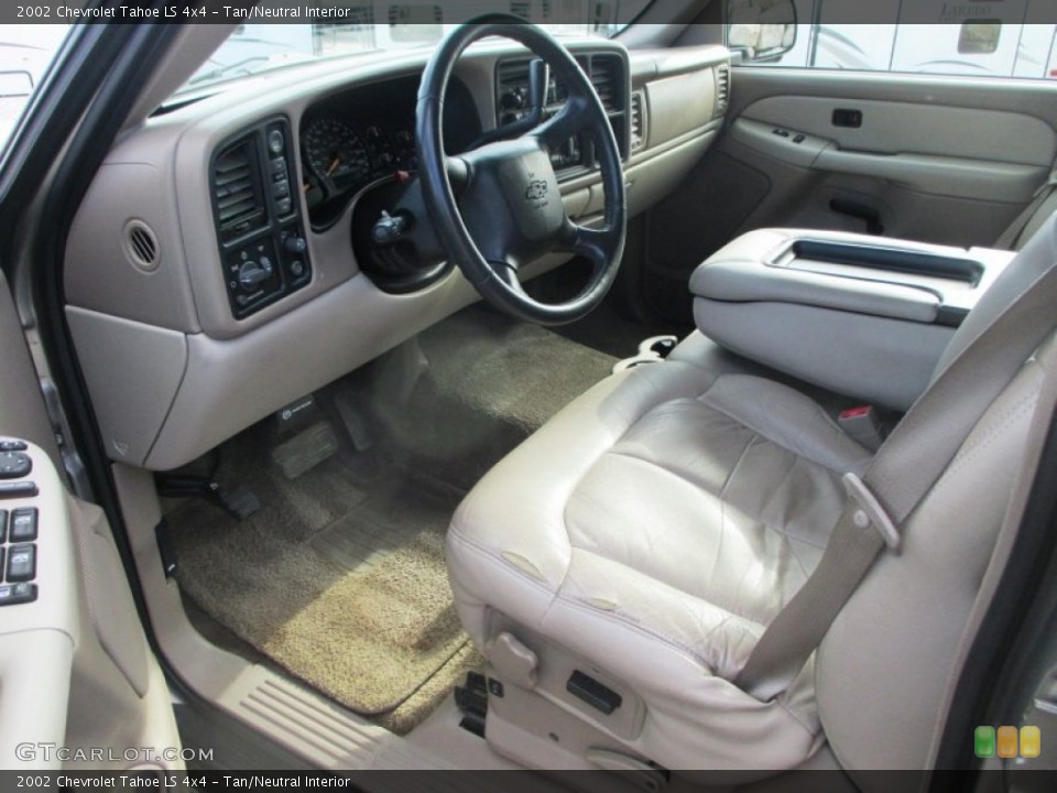 Tan/Neutral Interior Photo for the 2002 Chevrolet Tahoe LS 4x4 #99622299