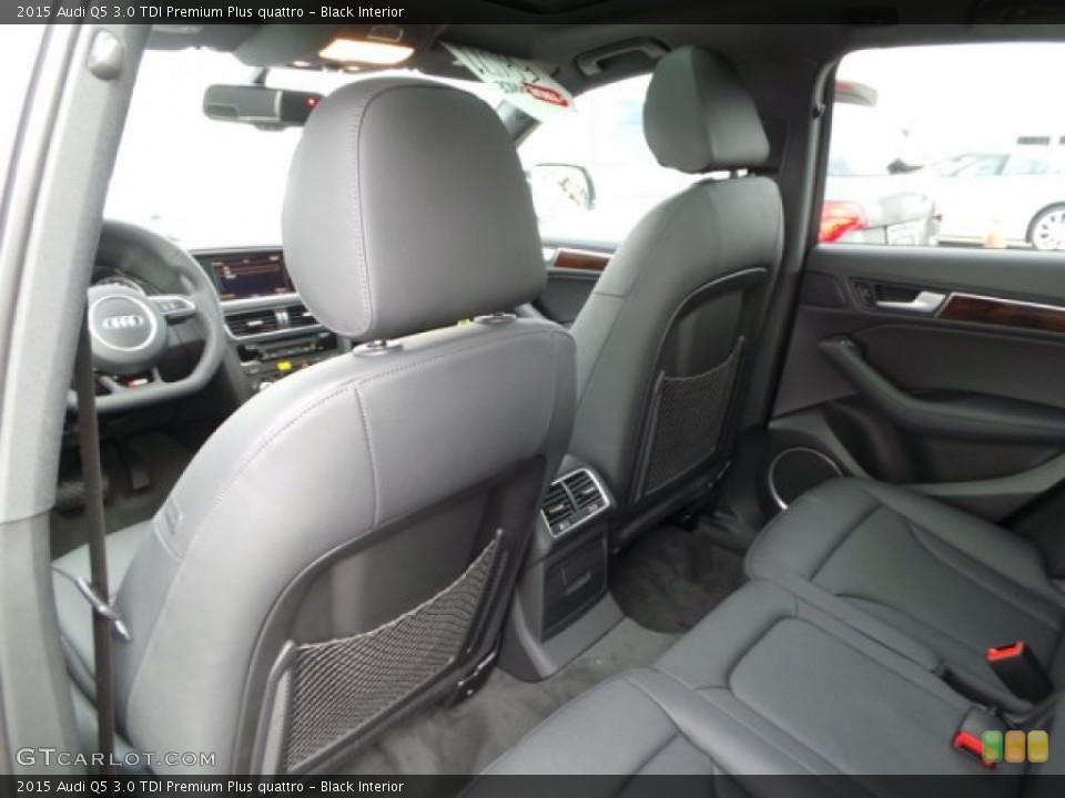 Black Interior Rear Seat for the 2015 Audi Q5 3.0 TDI Premium Plus quattro #99700901