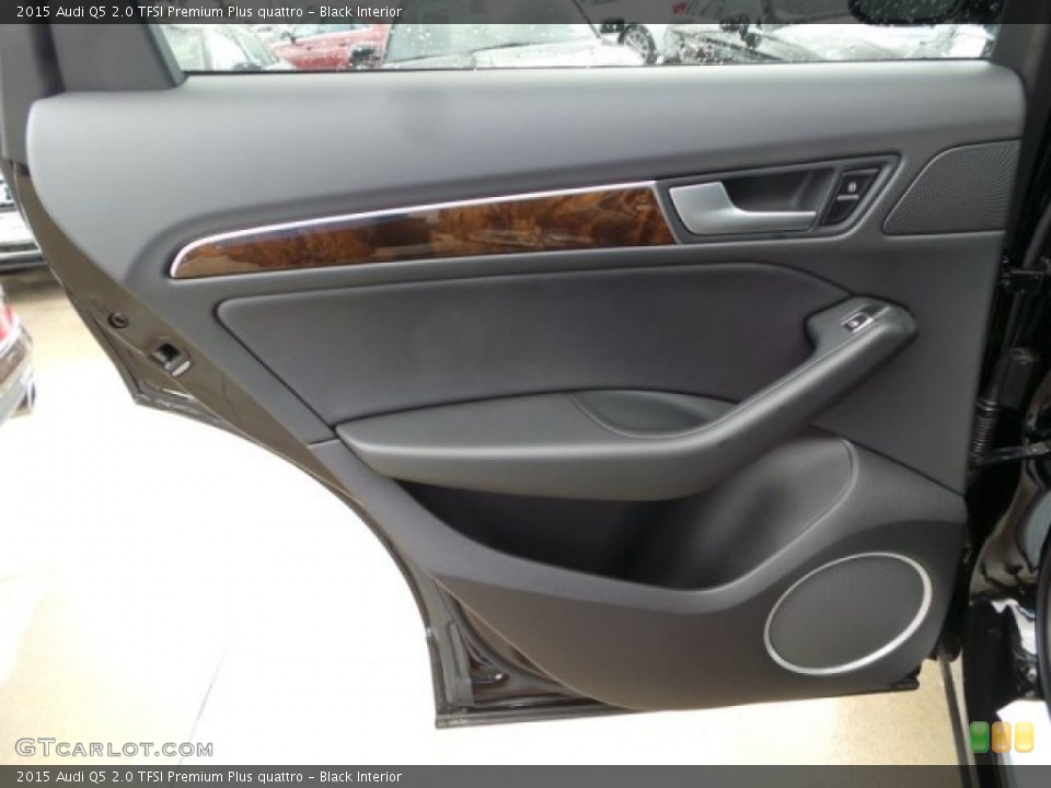 Black Interior Door Panel for the 2015 Audi Q5 2.0 TFSI Premium Plus quattro #99730093