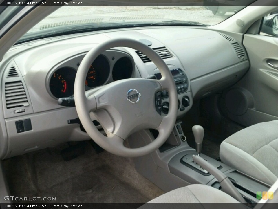 Frost Gray Interior Prime Interior for the 2002 Nissan Altima 2.5 S #99808715