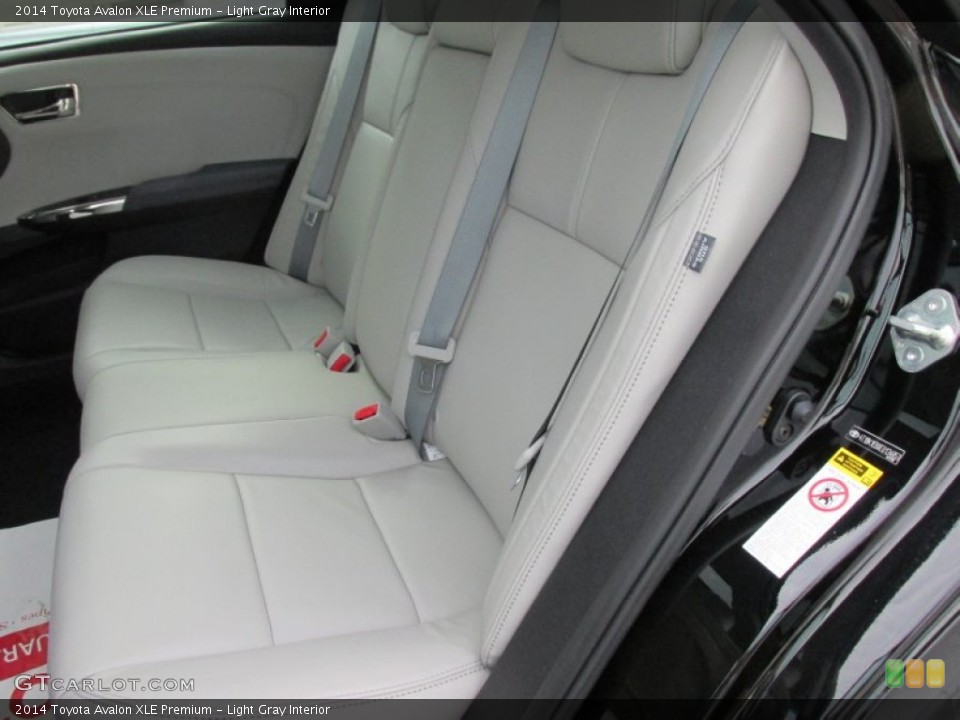 Light Gray Interior Rear Seat for the 2014 Toyota Avalon XLE Premium #99858510