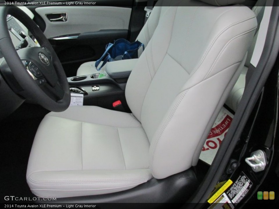 Light Gray Interior Front Seat for the 2014 Toyota Avalon XLE Premium #99858543