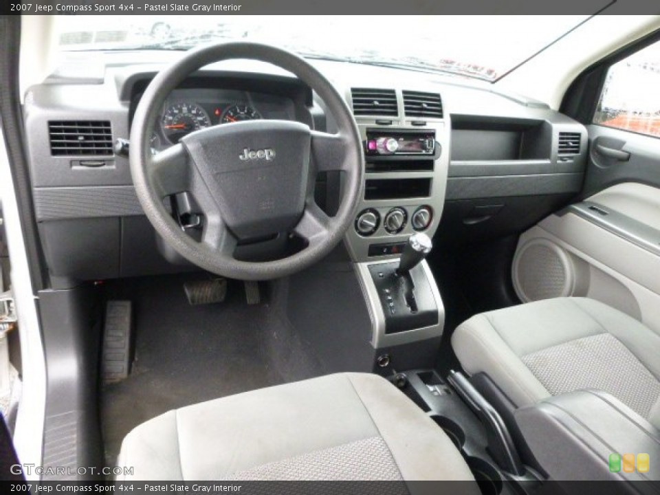 Pastel Slate Gray 2007 Jeep Compass Interiors