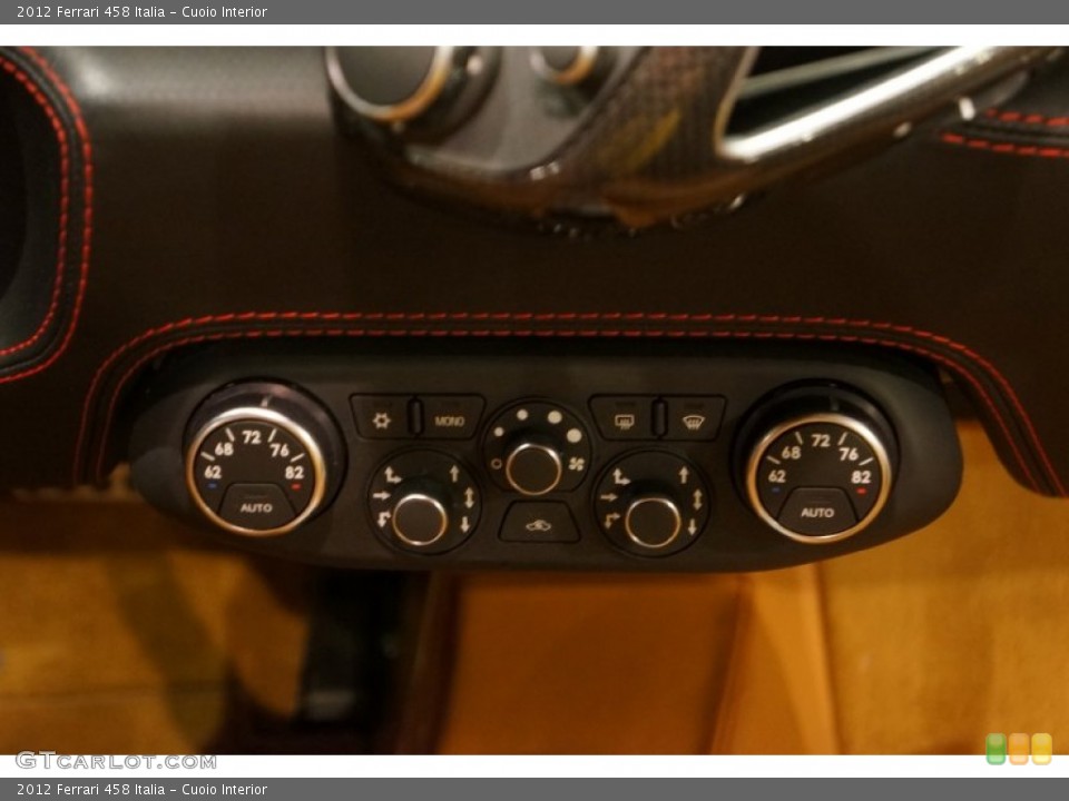 Cuoio Interior Controls for the 2012 Ferrari 458 Italia #99972075