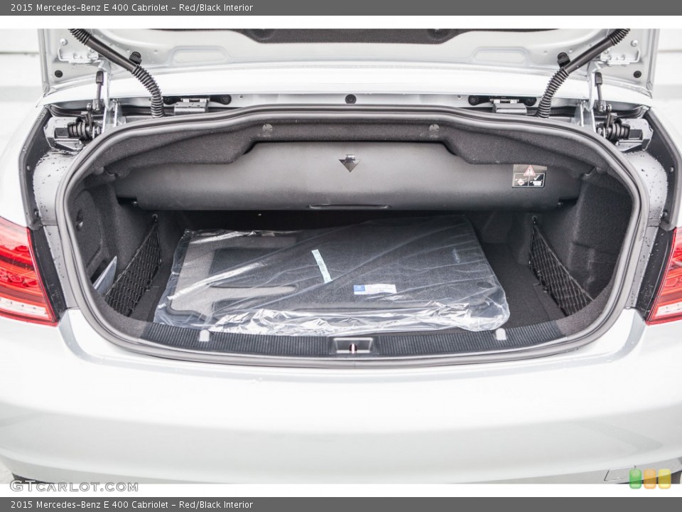 Red/Black Interior Trunk for the 2015 Mercedes-Benz E 400 Cabriolet #99990406