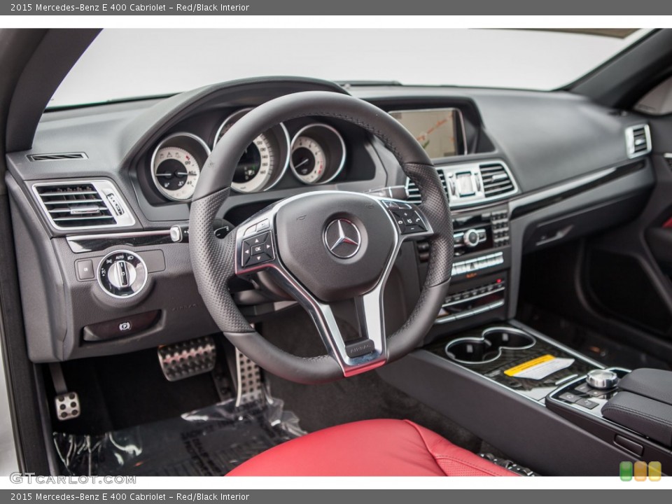 Red/Black Interior Dashboard for the 2015 Mercedes-Benz E 400 Cabriolet #99990439