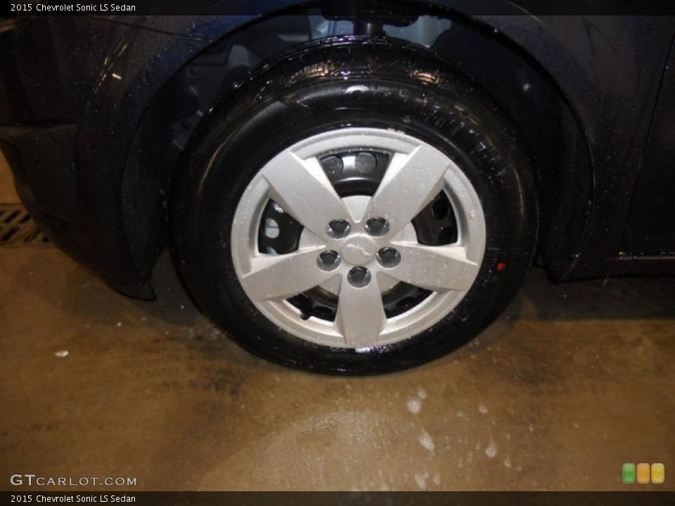 2015 Chevrolet Sonic LS Sedan Wheel and Tire Photo #100937931