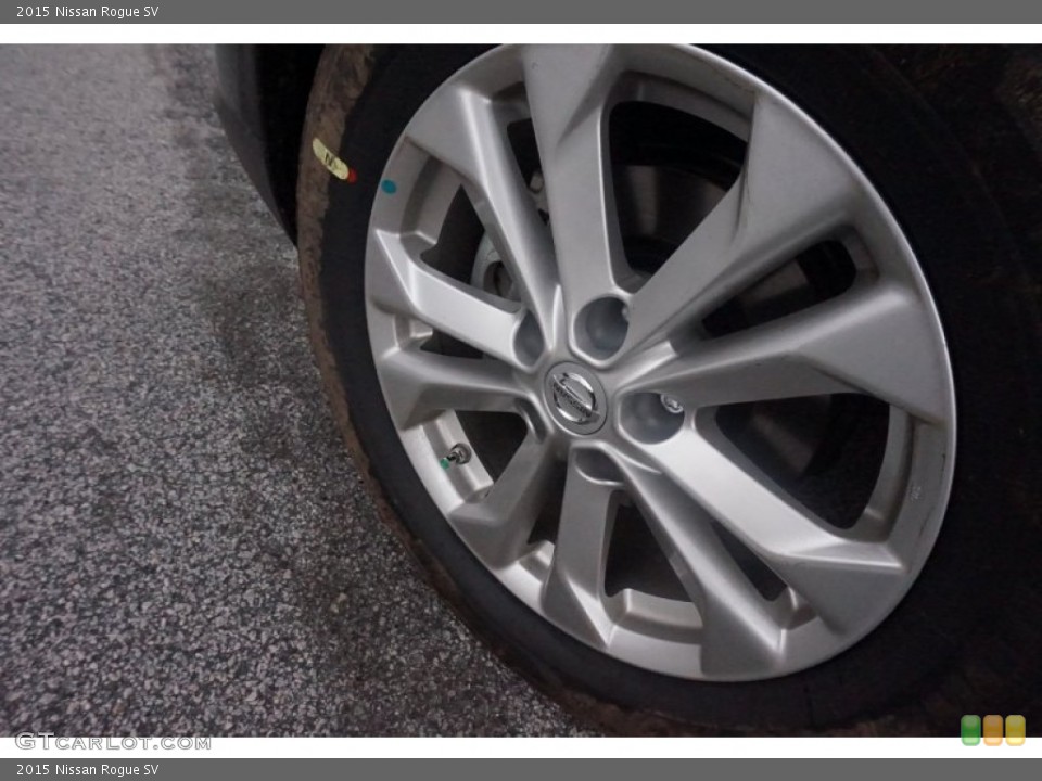 2015 Nissan Rogue SV Wheel and Tire Photo #101193118