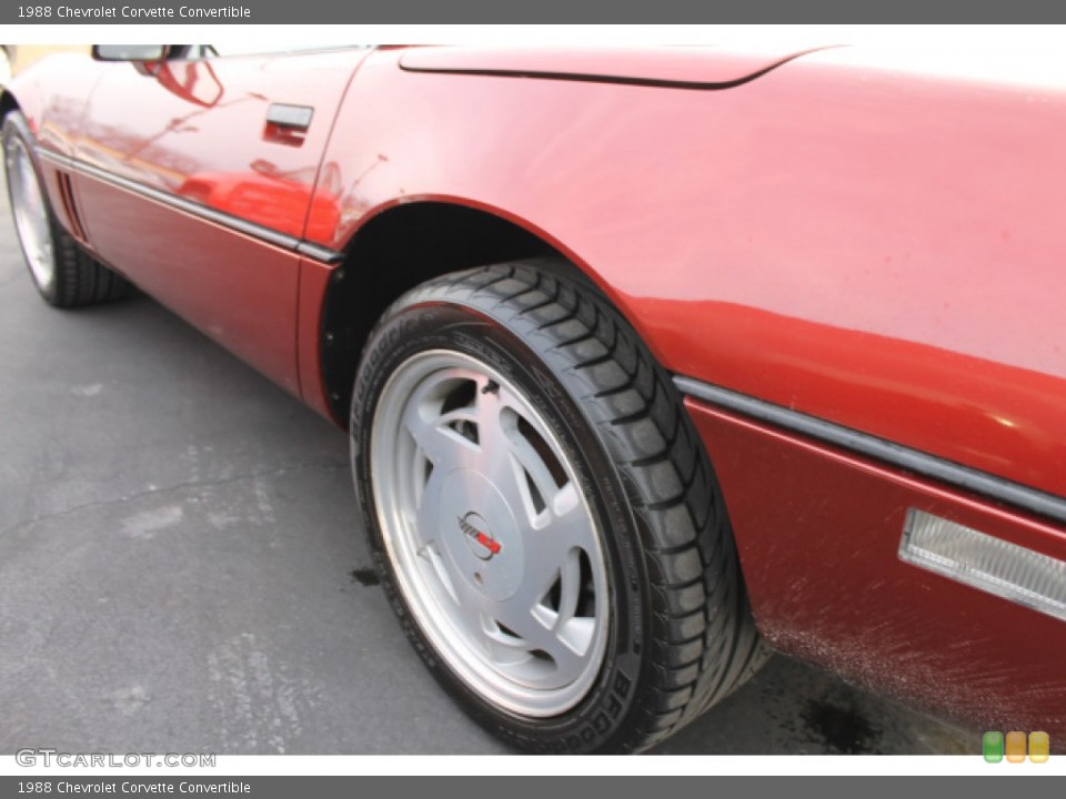 1988 Chevrolet Corvette Convertible Wheel and Tire Photo #101864122