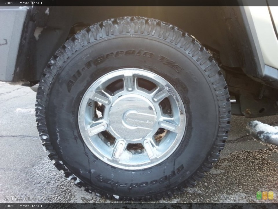 2005 Hummer H2 SUT Wheel and Tire Photo #101923349