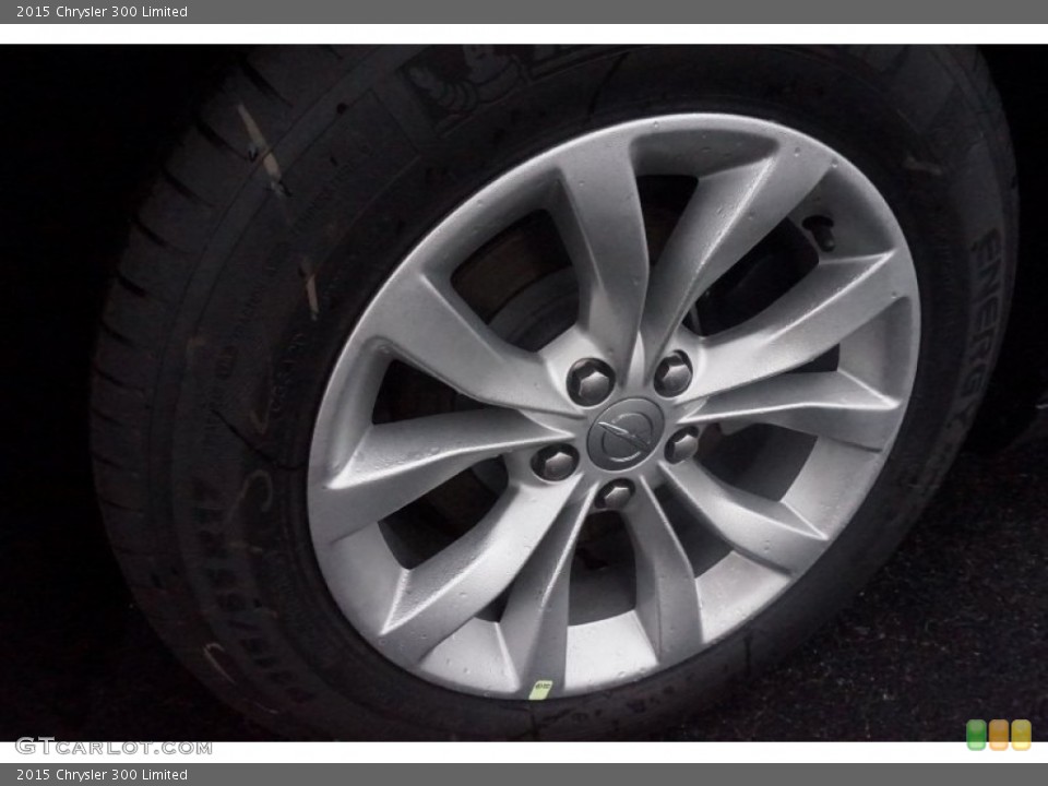 2015 Chrysler 300 Limited Wheel and Tire Photo #101961170