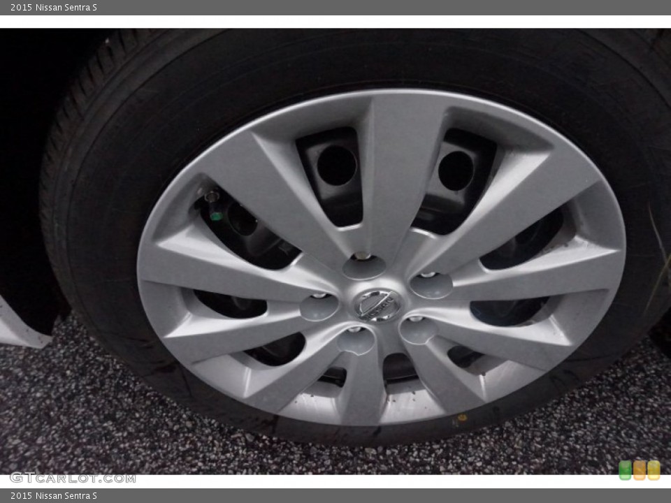 2015 Nissan Sentra Wheels and Tires