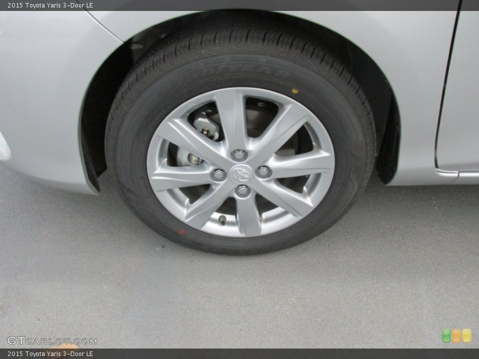 2015 Toyota Yaris 3-Door LE Wheel and Tire Photo #102290357