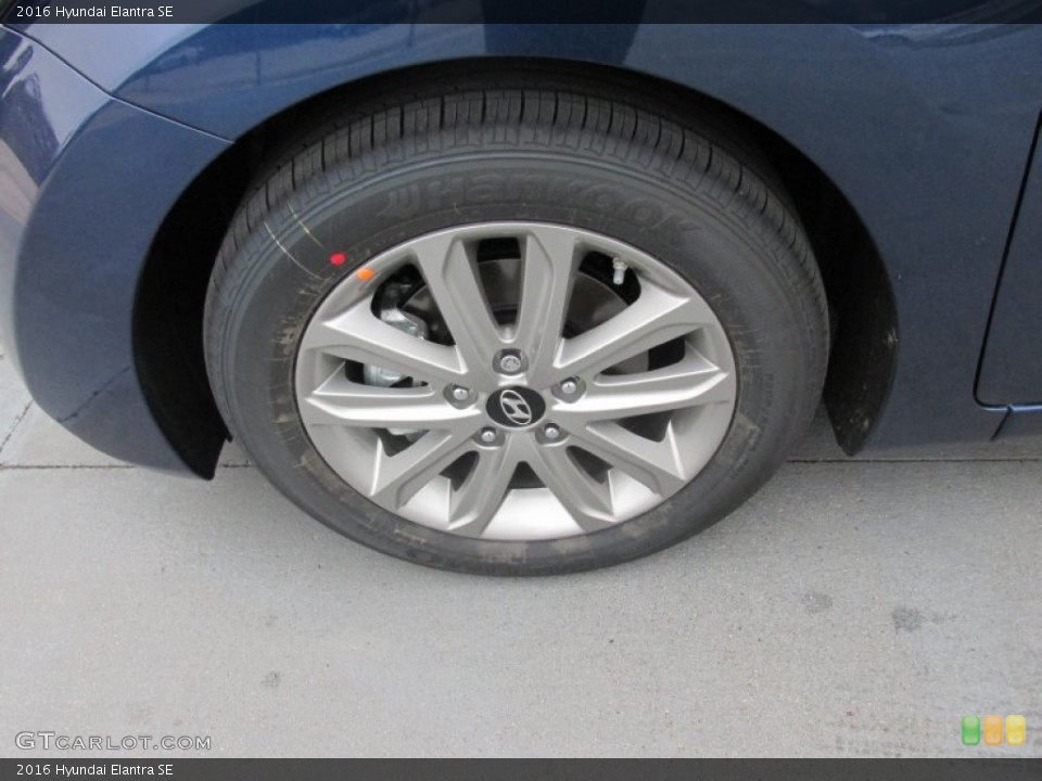 2016 Hyundai Elantra SE Wheel and Tire Photo #102363536