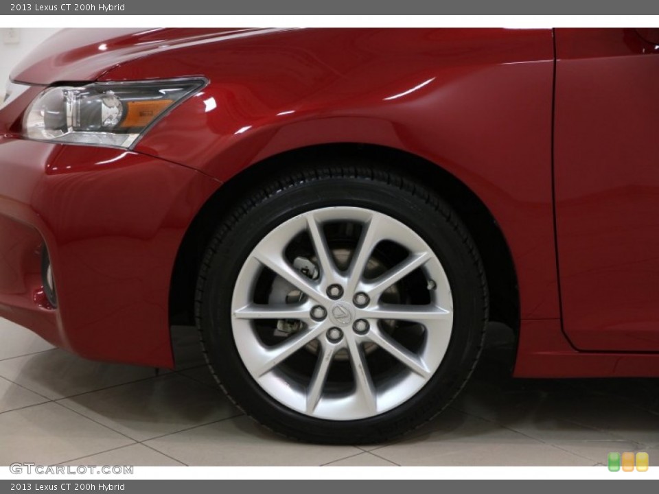 2013 Lexus CT Wheels and Tires