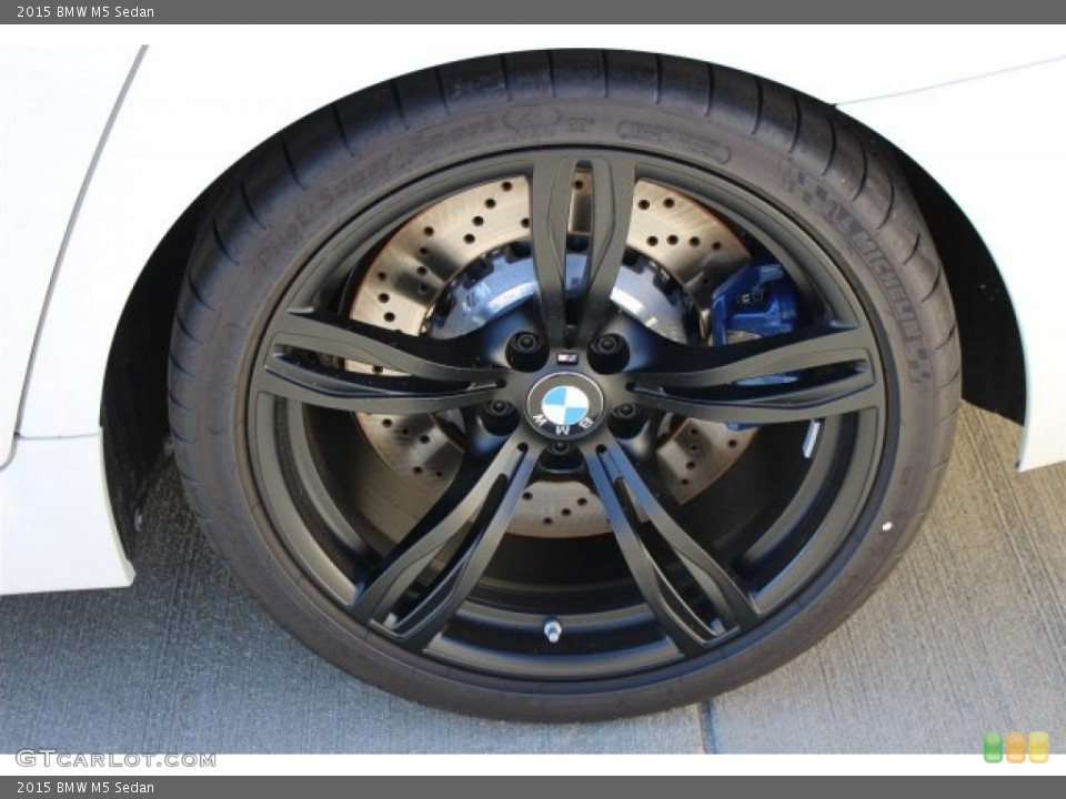 2015 BMW M5 Sedan Wheel and Tire Photo #102841162