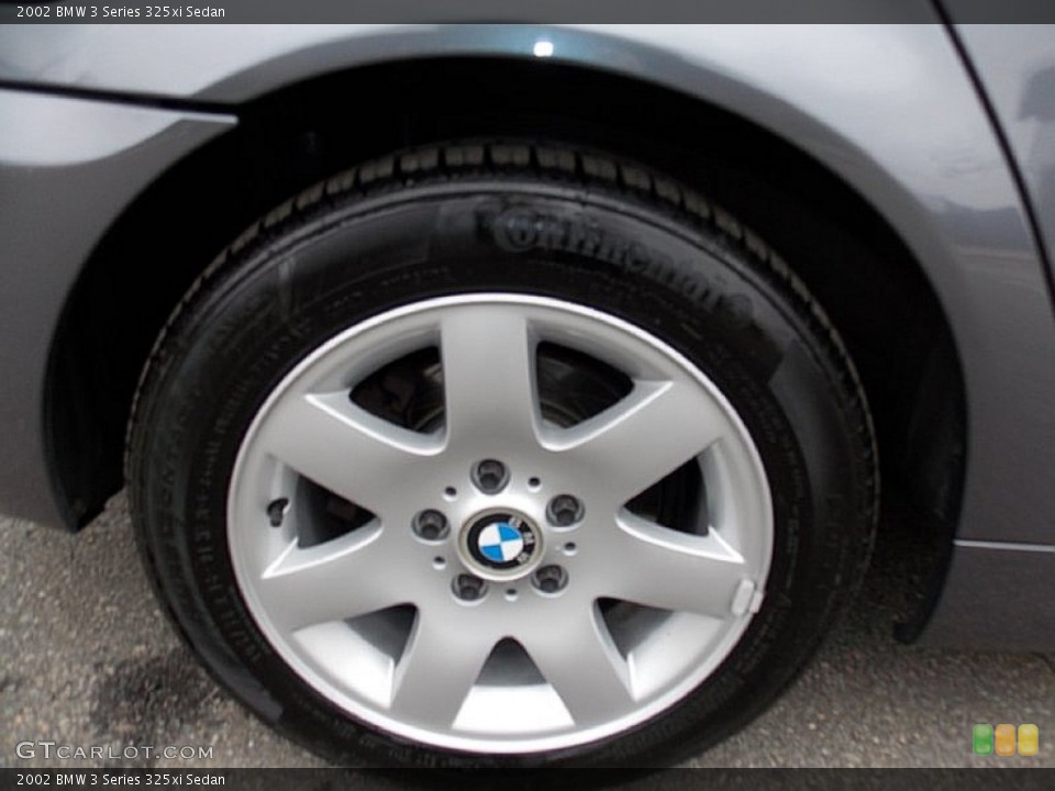 2002 BMW 3 Series 325xi Sedan Wheel and Tire Photo #102958062