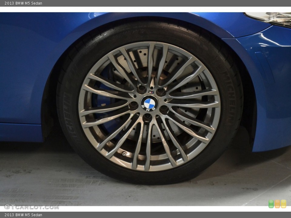 2013 BMW M5 Sedan Wheel and Tire Photo #103147081