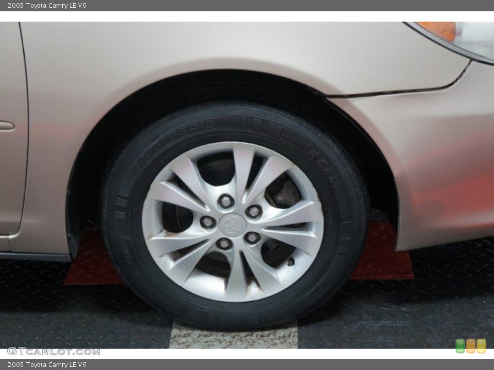 2005 Toyota Camry LE V6 Wheel and Tire Photo #103231257