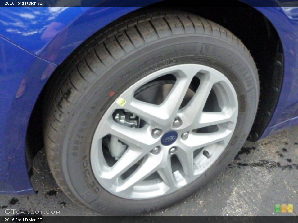 2016 Ford Fusion SE Wheel and Tire Photo #104178545