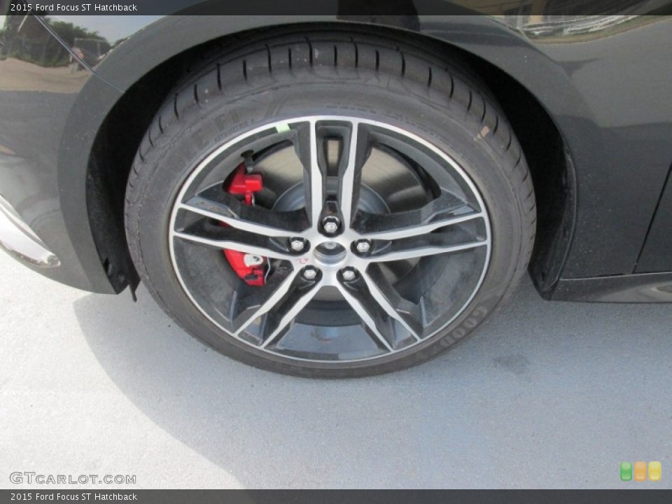 2015 Ford Focus ST Hatchback Wheel and Tire Photo #104965297