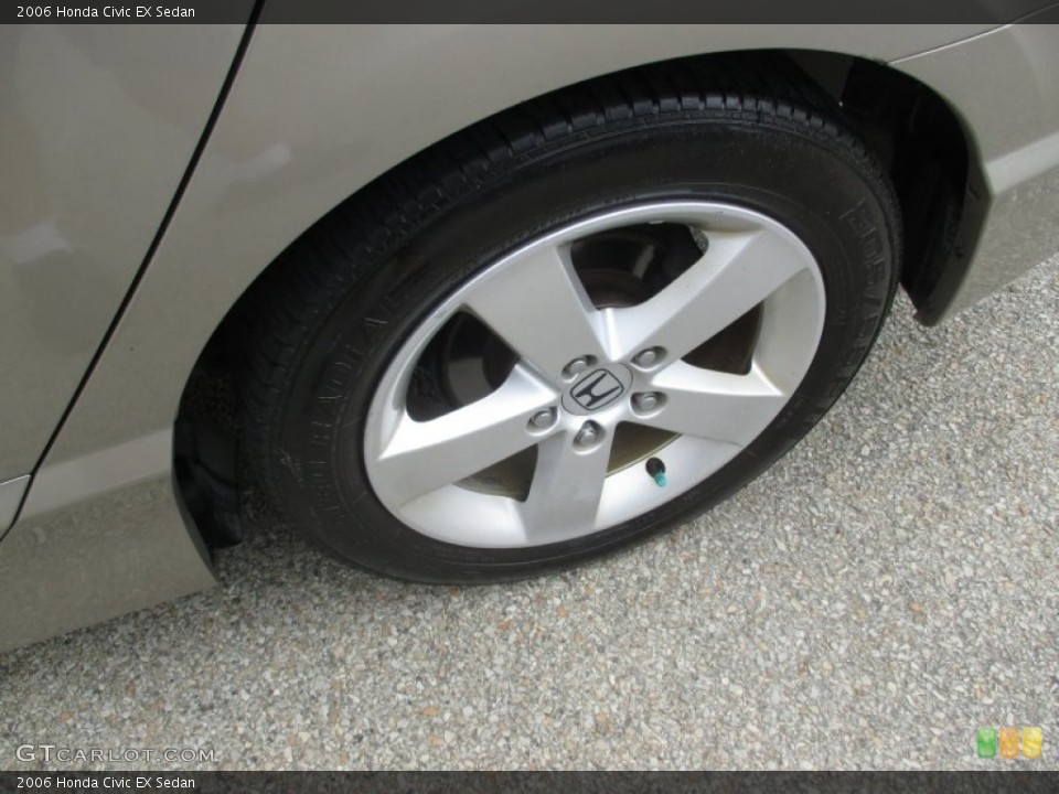2006 Honda Civic EX Sedan Wheel and Tire Photo #105537672