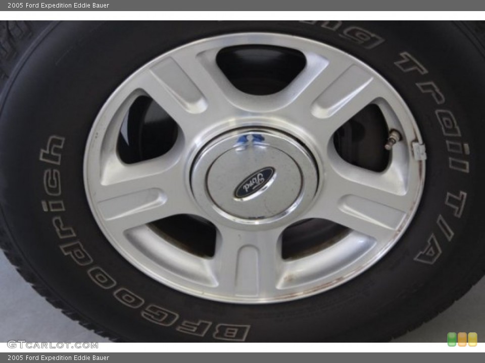 2005 Ford Expedition Eddie Bauer Wheel and Tire Photo #106270115