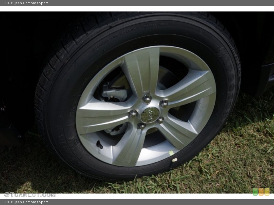 2016 Jeep Compass Sport Wheel and Tire Photo #106561204