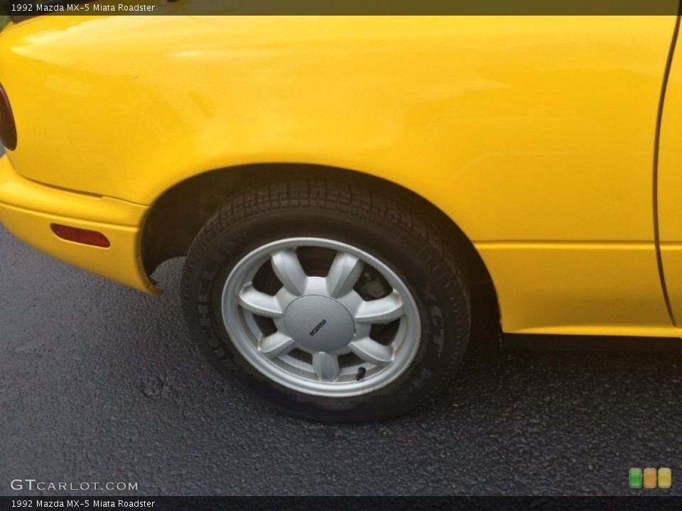 1992 Mazda MX-5 Miata Roadster Wheel and Tire Photo #107475833