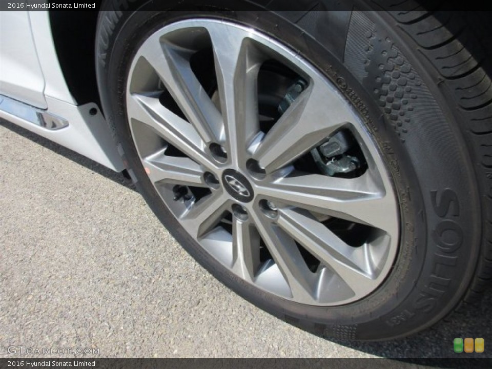 2016 Hyundai Sonata Limited Wheel and Tire Photo #107571991