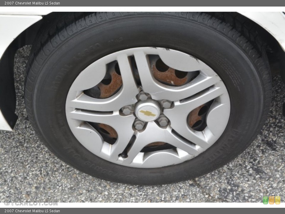 2007 Chevrolet Malibu LS Sedan Wheel and Tire Photo #107659481
