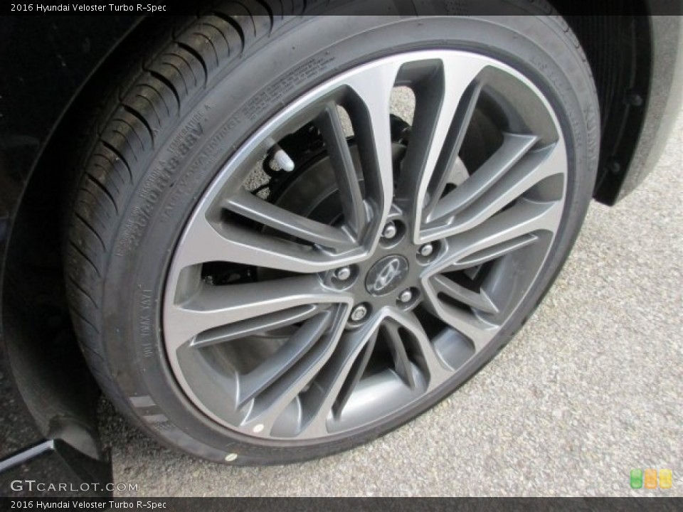 2016 Hyundai Veloster Turbo R-Spec Wheel and Tire Photo #107814524