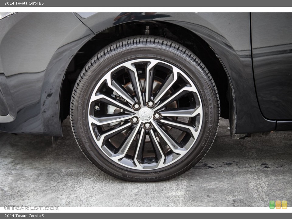 2014 Toyota Corolla S Wheel and Tire Photo #108071071