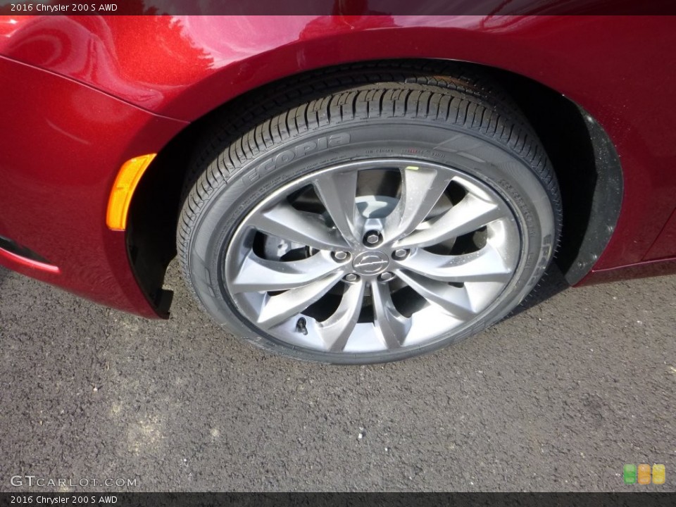2016 Chrysler 200 S AWD Wheel and Tire Photo #108385881