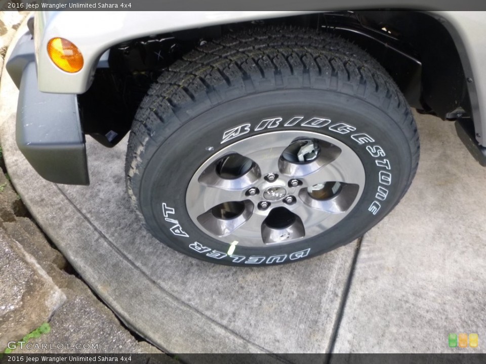 2016 Jeep Wrangler Unlimited Sahara 4x4 Wheel and Tire Photo #108477508
