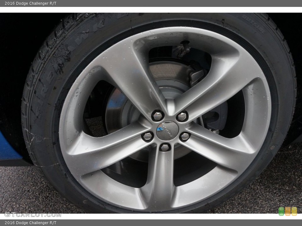 2016 Dodge Challenger R/T Wheel and Tire Photo #108488132