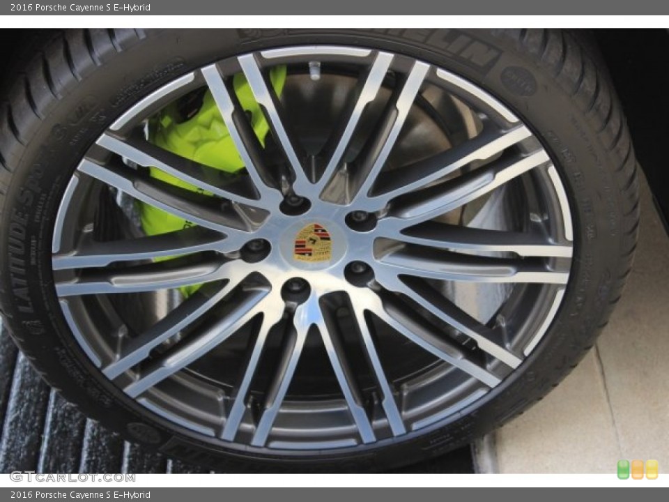 2016 Porsche Cayenne S E-Hybrid Wheel and Tire Photo #108508275