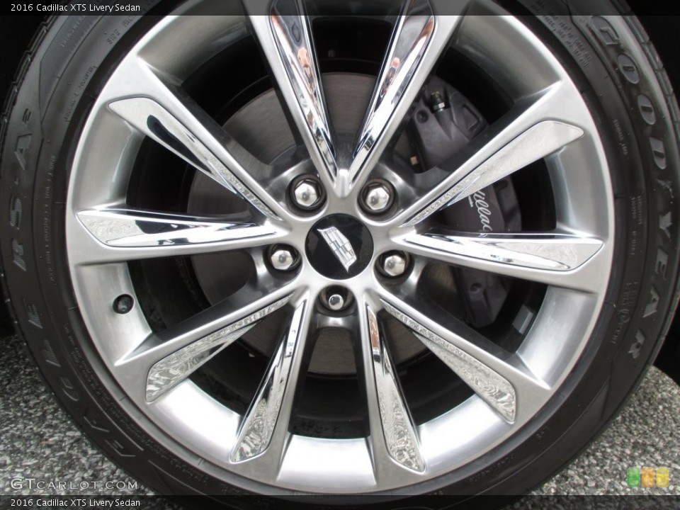 2016 Cadillac XTS Wheels and Tires
