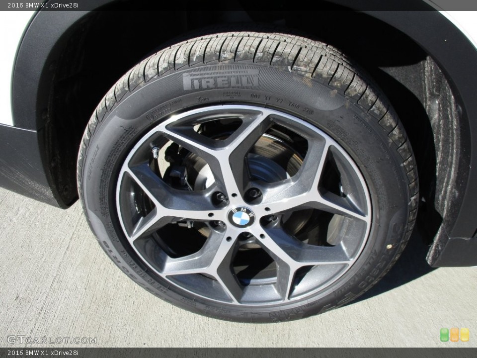 2016 BMW X1 xDrive28i Wheel and Tire Photo #108981870